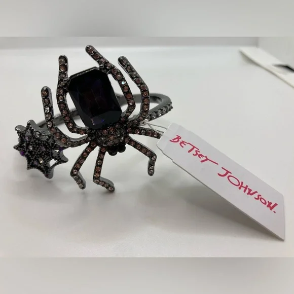 BETSEY JOHNSON Spider Purple Gem Rich Witch Crystal-Studded Hinged Bracelet NEW - Picture 8 of 8